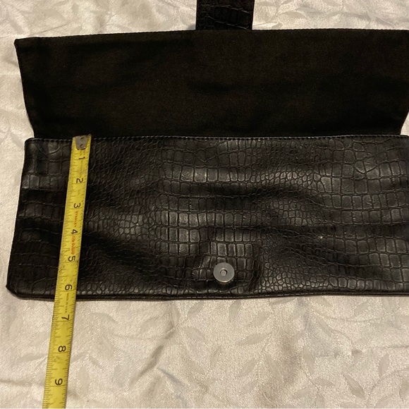 BLACK CLUTCH BAG SNAP TEXTURED PURSE - Picture 3 of 6